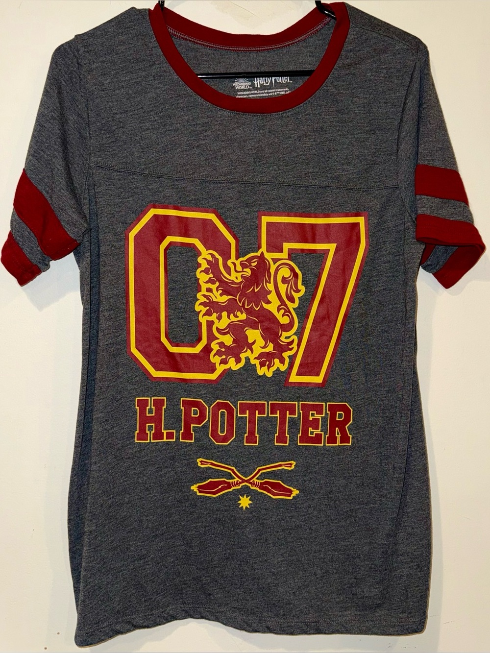 Harry Potter Gryffindor Quidditch Ringer Tee - XL